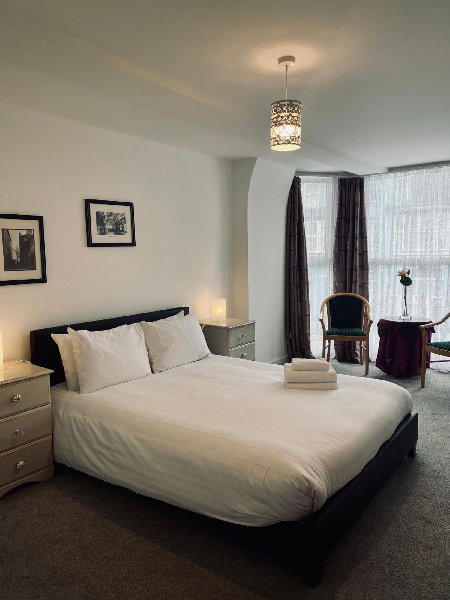 One Bedroom Apartment, No 4 イフラクーム エクステリア 写真